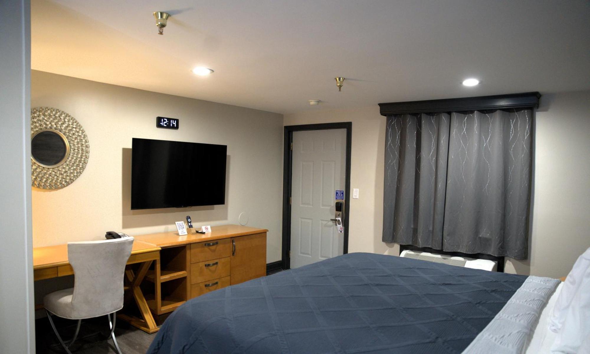 Newington Carrier Motor Lodge מראה חיצוני תמונה