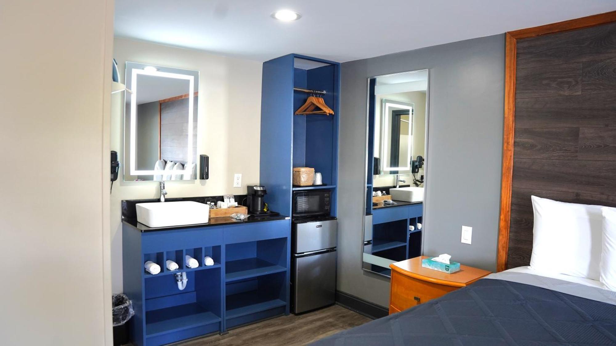 Newington Carrier Motor Lodge מראה חיצוני תמונה