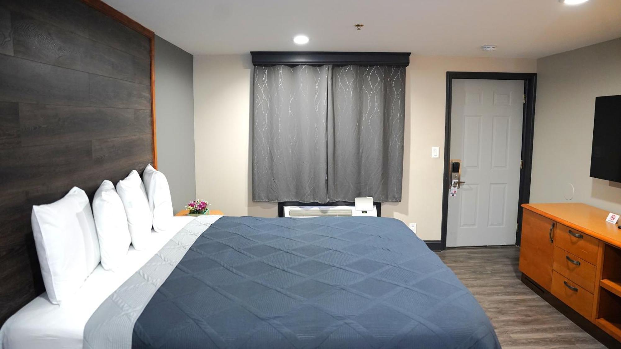 Newington Carrier Motor Lodge מראה חיצוני תמונה